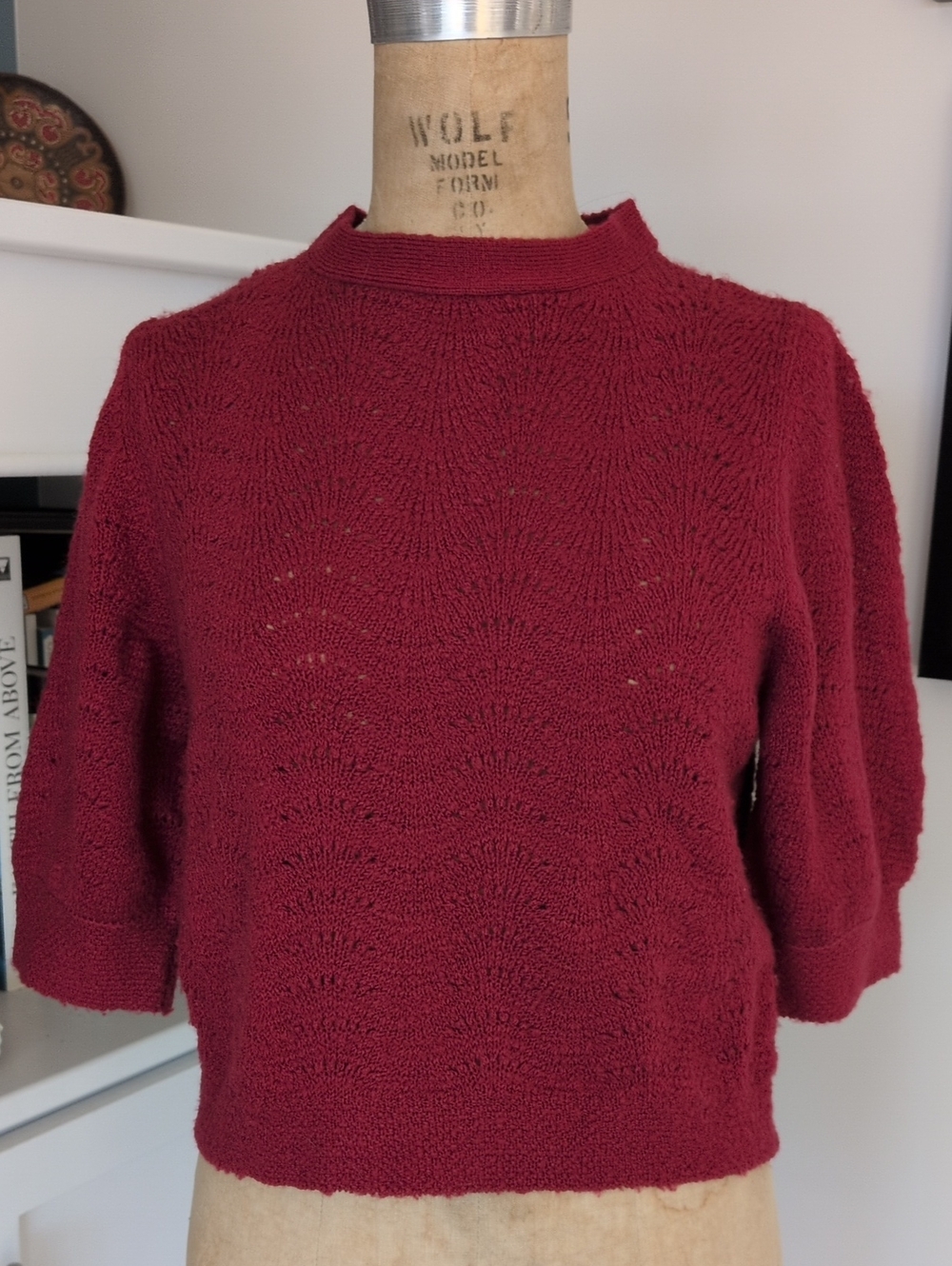 Women’s Burgundy Knit Short-Sleeve Sweater